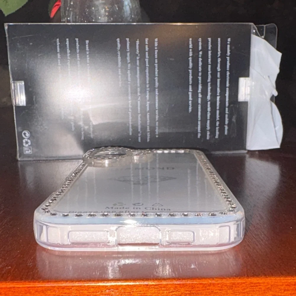 💎🆕💎 Diamond Supply Company Clear IPhone 17 Case with Rhinestone Accents